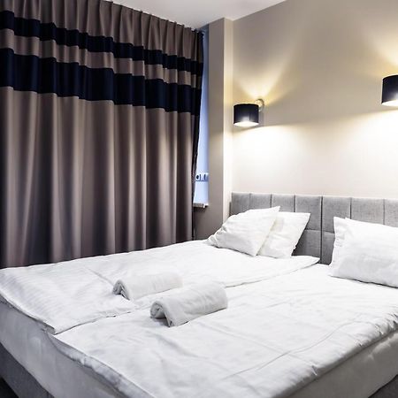 Magnetic Apartment Nowogrodzka A Варшава Екстериор снимка