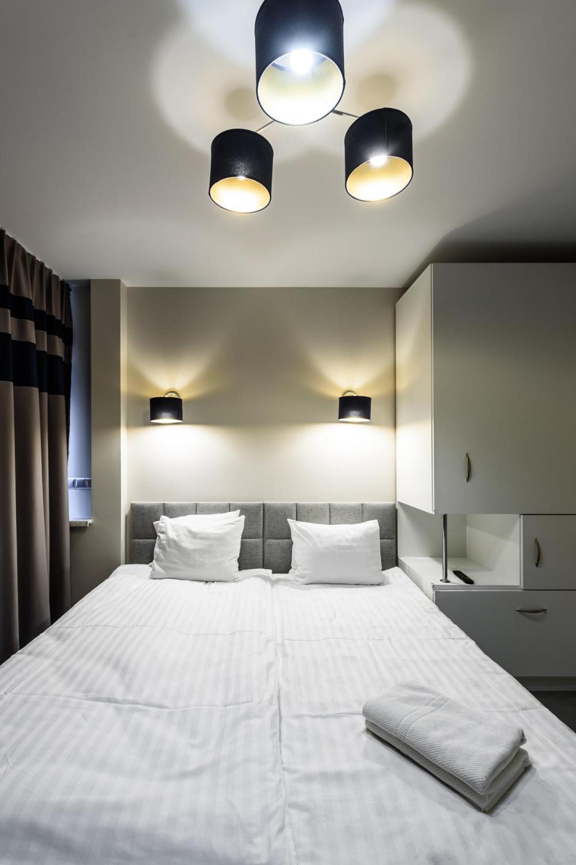 Magnetic Apartment Nowogrodzka A Варшава Екстериор снимка
